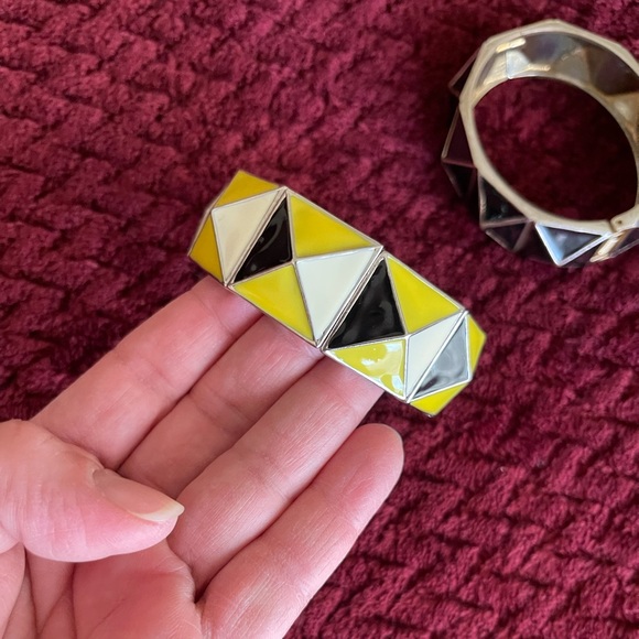 ⚠️Geo Bracelet Pair - Yellow/Black/White - Picture 5 of 11